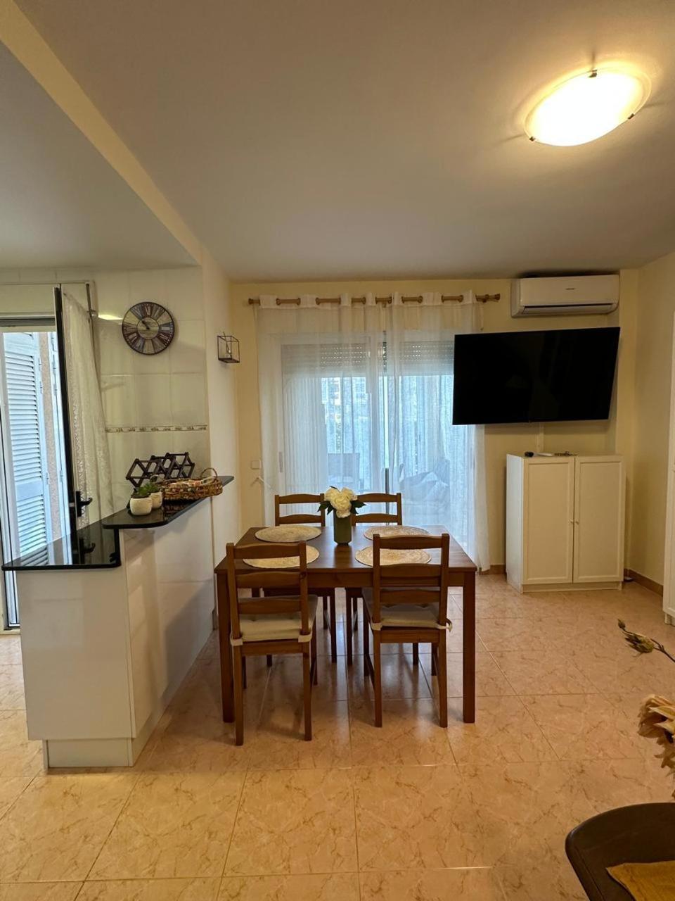 La Adela Apartament *